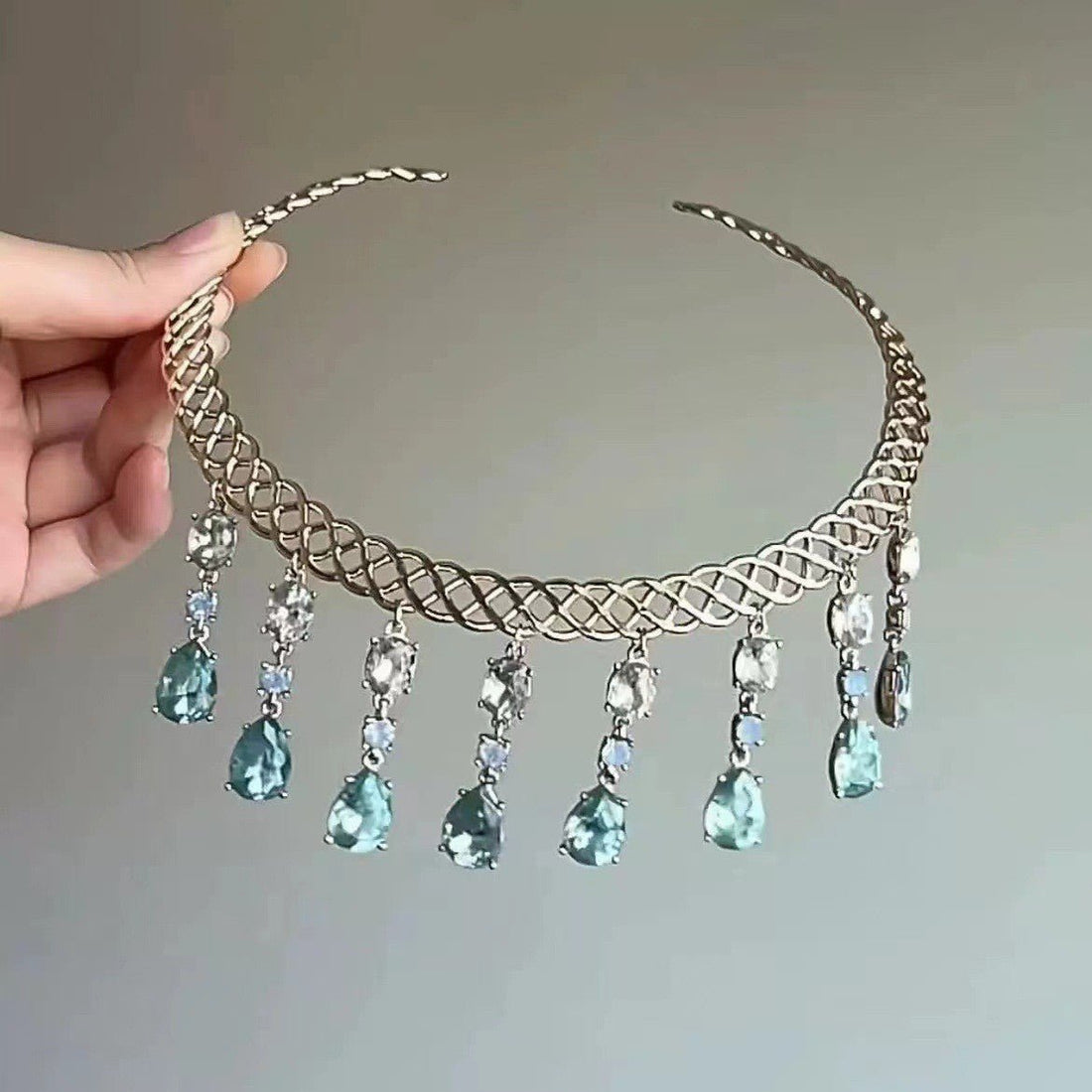 Blue Water Drop Zircon Collar Necklace – Elegant Women’s Fashion Jewelry