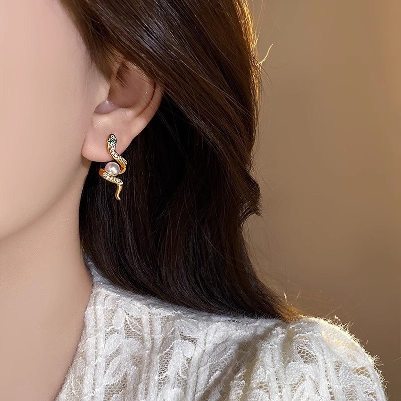 Exquisite Snake Bead Stud Earrings – Full Zircon Rhinestone Design for Women
